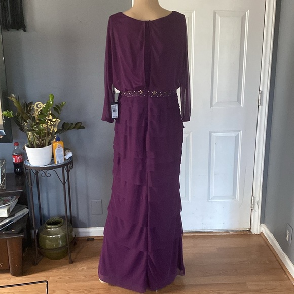 Adrianna Pappell NWT gown - Picture 5 of 12